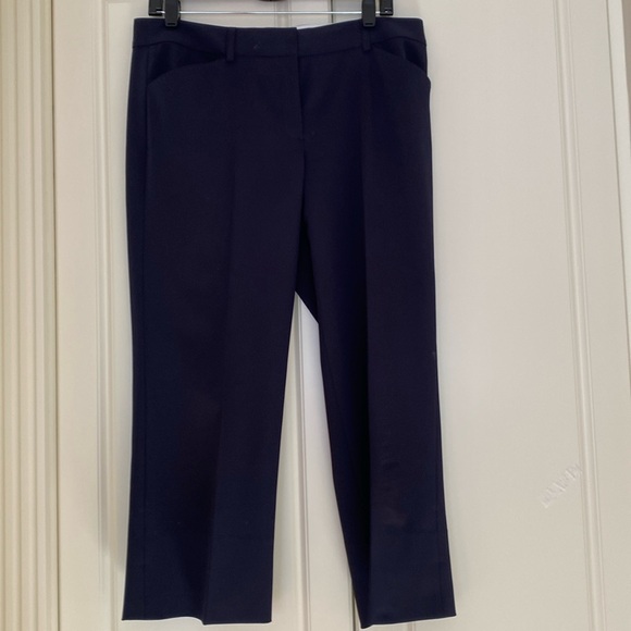 TAHARI DRESS CROPPED PANTS SIZE 10 . - Picture 1 of 8
